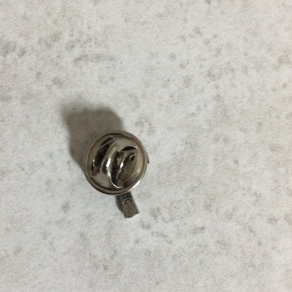 Silver cross tie tack pin - Picture 5 of 6